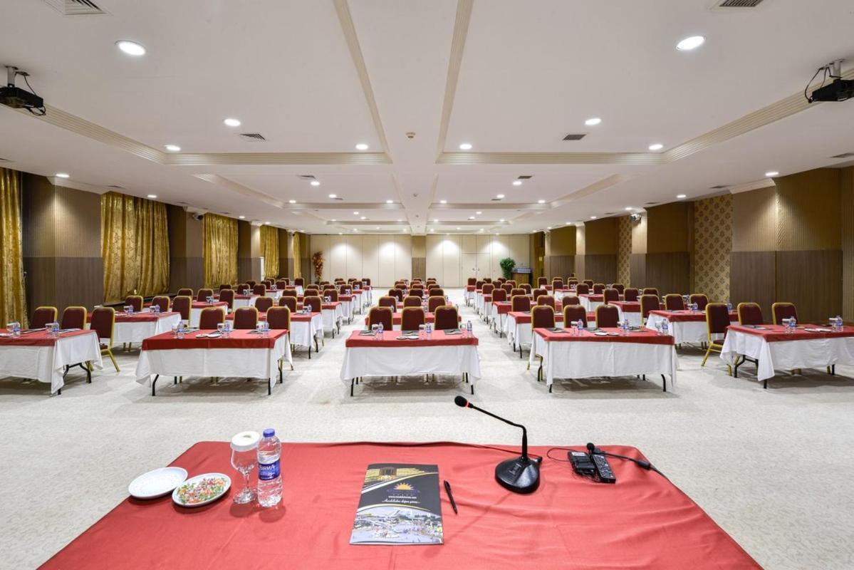 Anadolu Hotels Esenboga Thermal Bagian luar foto