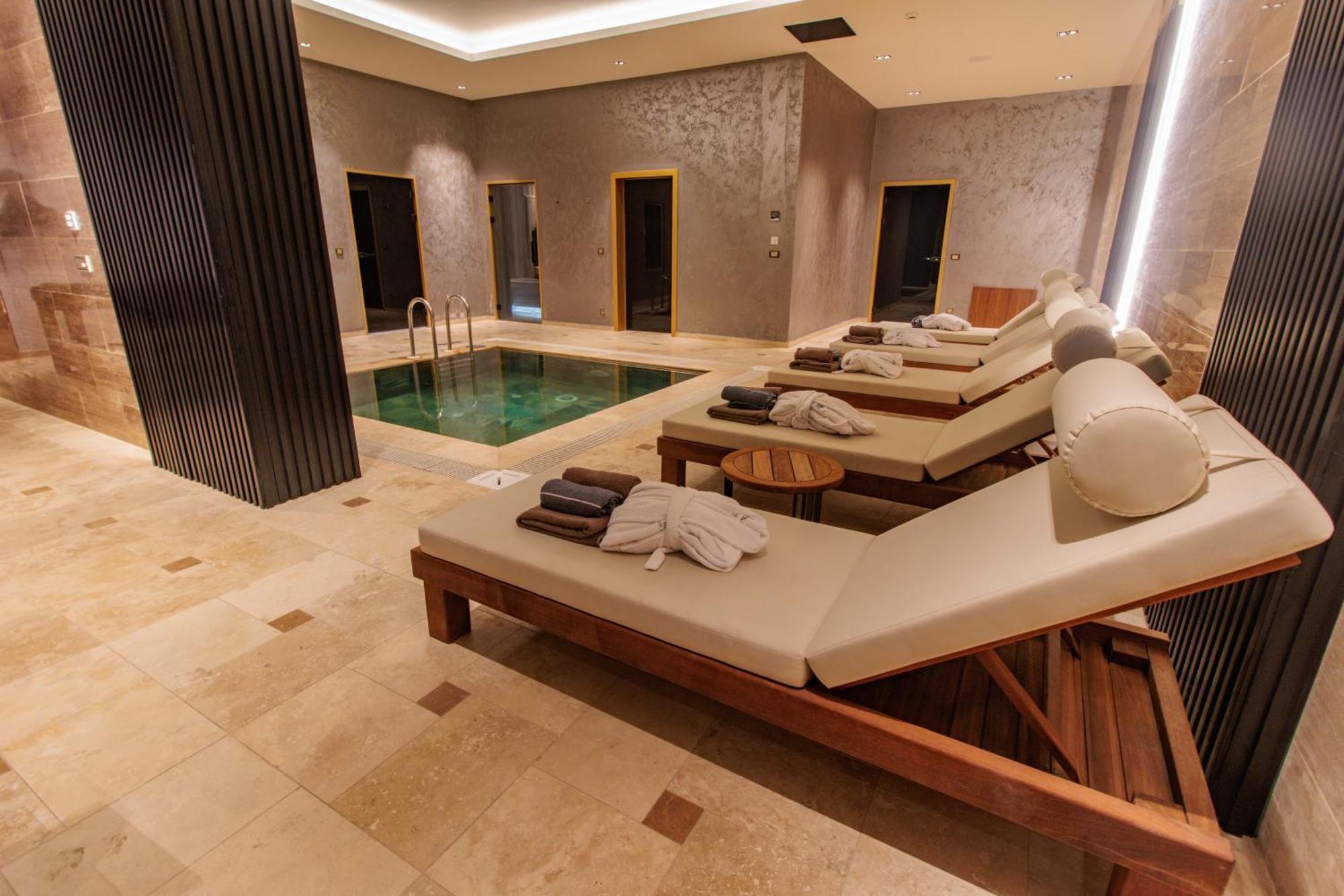 Anadolu Hotels Esenboga Thermal Bagian luar foto